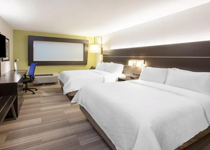 Express & - By Ihg Hotel 3*