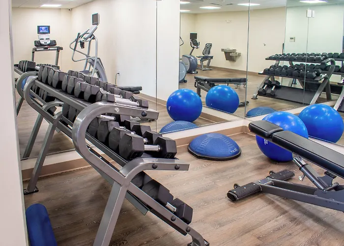 Hotel Express & - By Ihg Yorkville