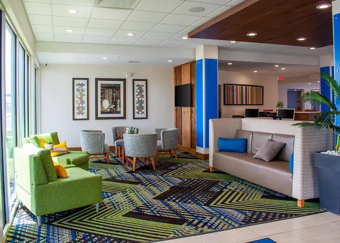 Express & - By Ihg Hotel