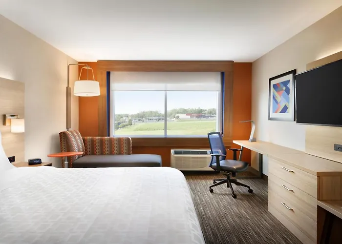 Express & - By Ihg Hotel